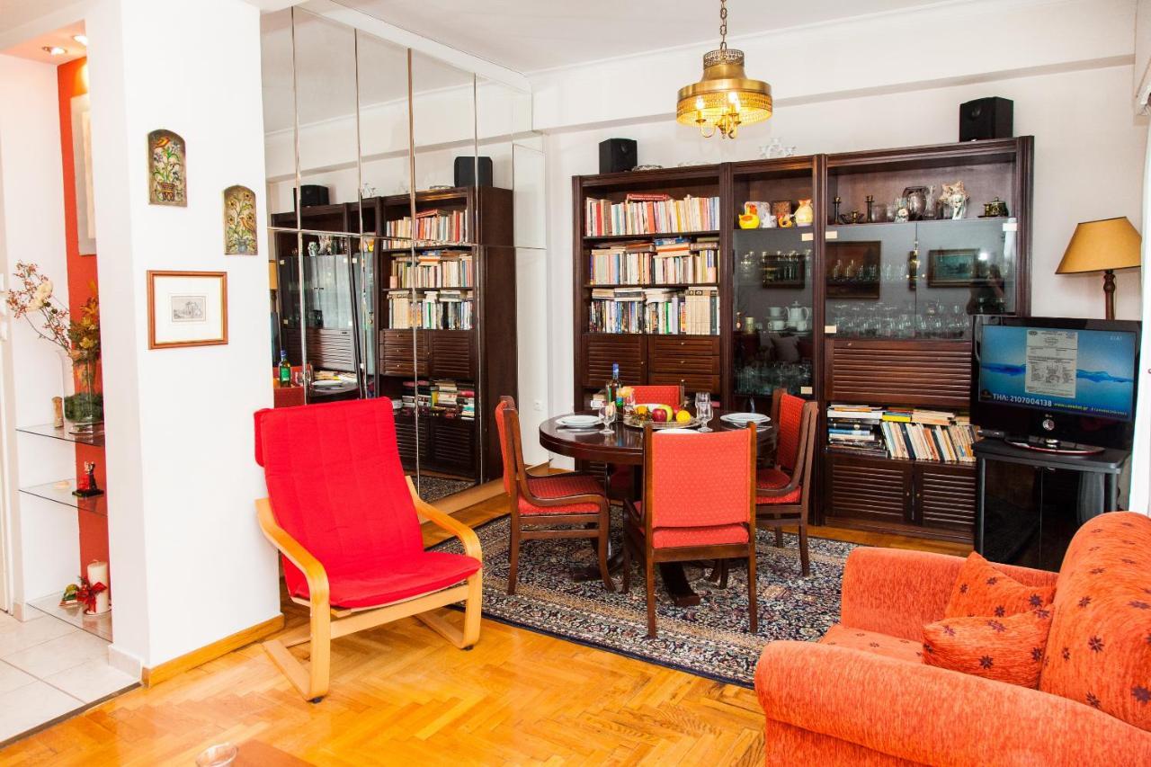 Vintage Apartment In Downtown Athens! Buitenkant foto