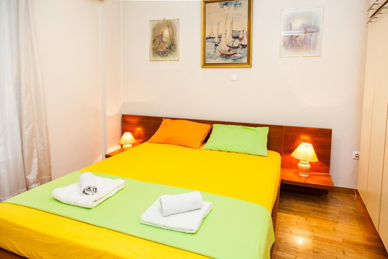 Vintage Apartment In Downtown Athens! Buitenkant foto