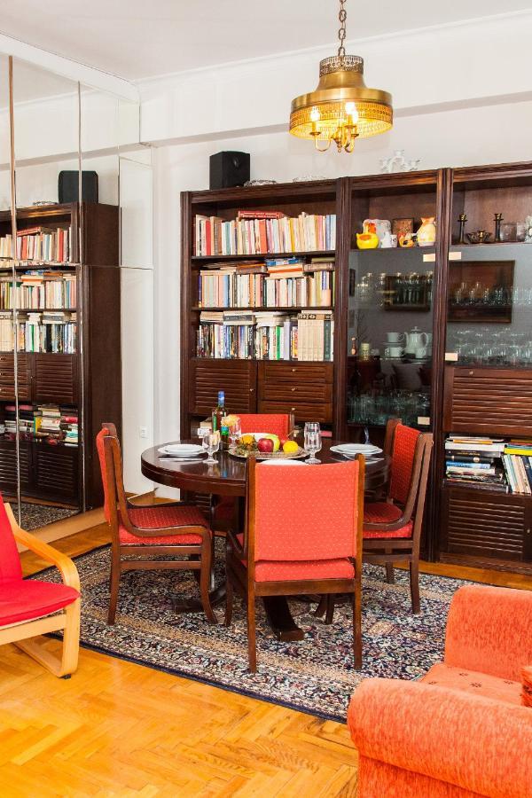 Vintage Apartment In Downtown Athens! Buitenkant foto