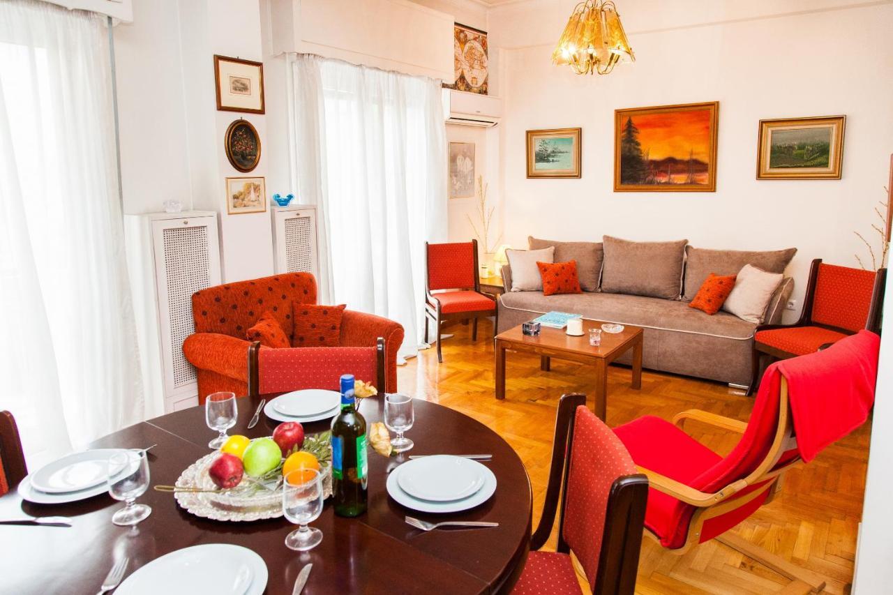 Vintage Apartment In Downtown Athens! Buitenkant foto